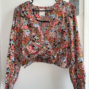 SO Coral & Black Floral Twist-Front Crop Top